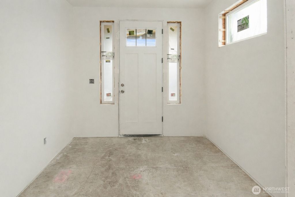 Photo of 16933 32nd Avenue E, Tacoma, WA 98446 (MLS # 2493147)