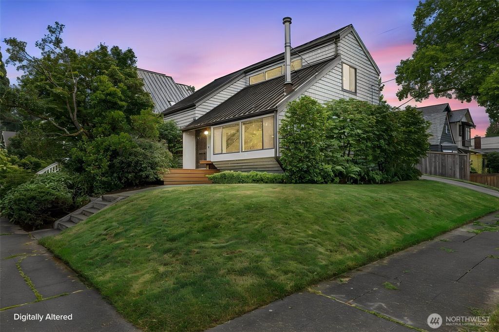 Photo of 2315 26th Avenue E, Seattle, WA 98112 (MLS # 2551953)