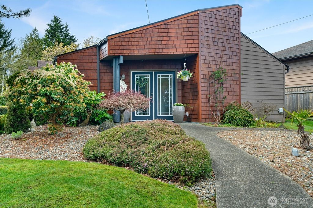 Photo of 819 Conger Street, Aberdeen, WA 98520 (MLS # 2509948)