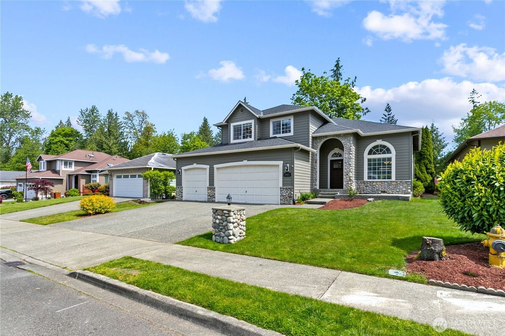 Photo of 18431 Newport Drive, Arlington, WA 98223 (MLS # 2365720)