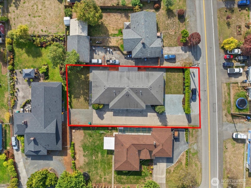 8719 52nd Avenue NE A & B