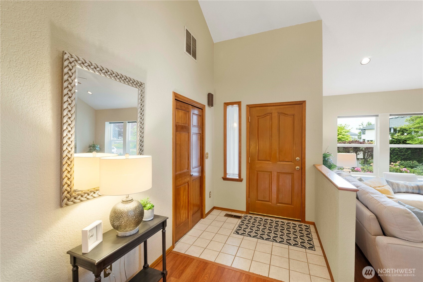 3205 Woodland Drive SW