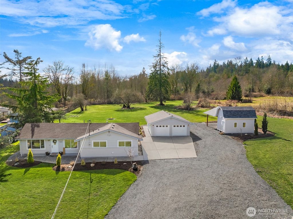 Photo of 9212 172nd Street SE, Snohomish, WA 98296 (MLS # 2320228)