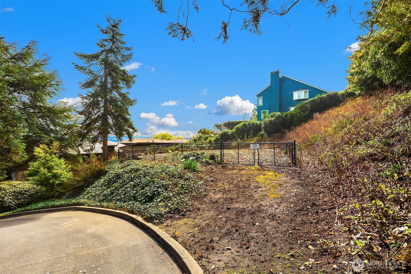 0 E Howell Place