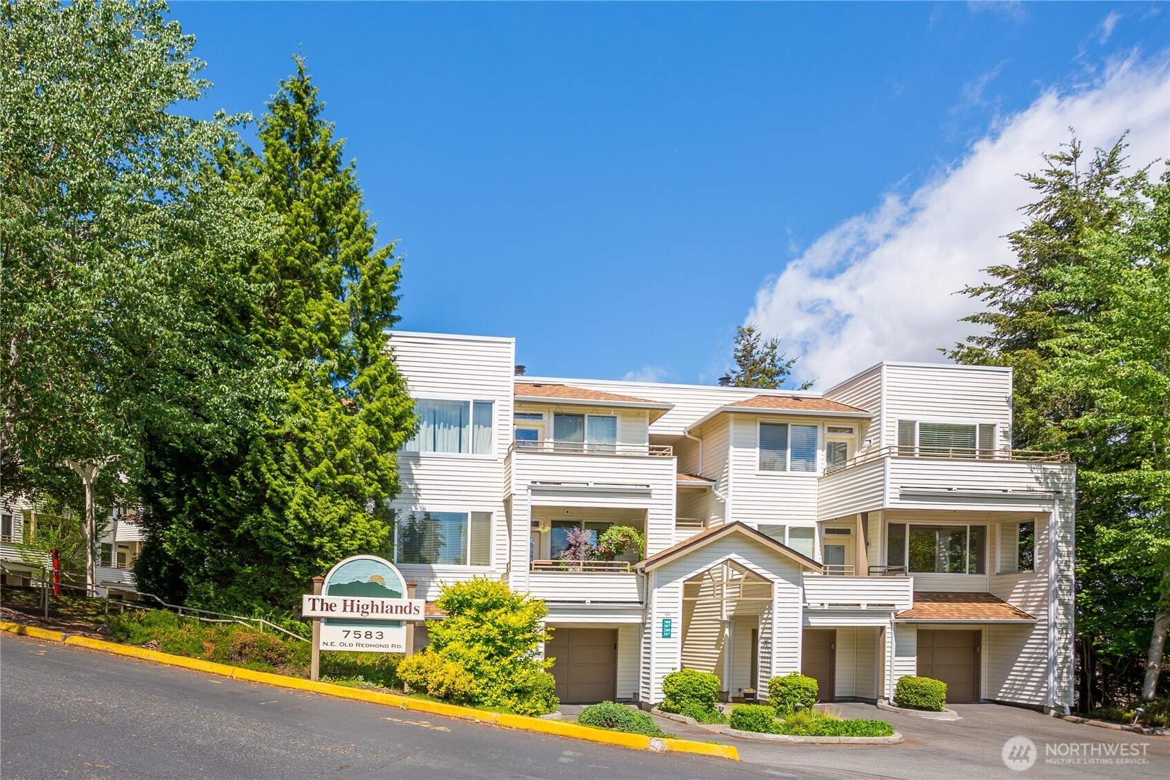 7583 Old Redmond Rd B206