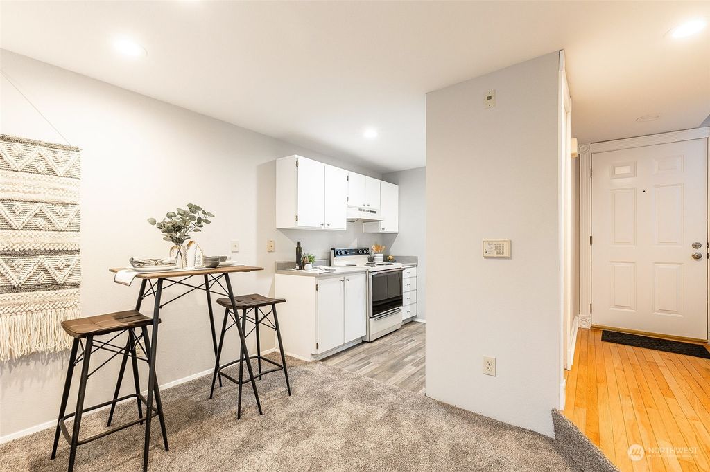 Photo of 1409 S 308th Lane, Federal Way, WA 98003 (MLS # 2002762)