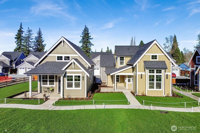 530 E Sunset Drive 12
