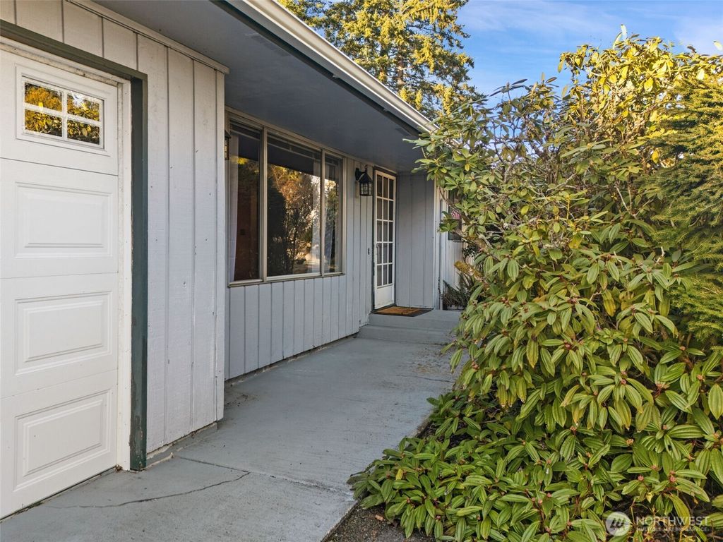 Photo of 2276 Ponderosa Drive SE, Port Orchard, WA 98366 (MLS # 2498228)