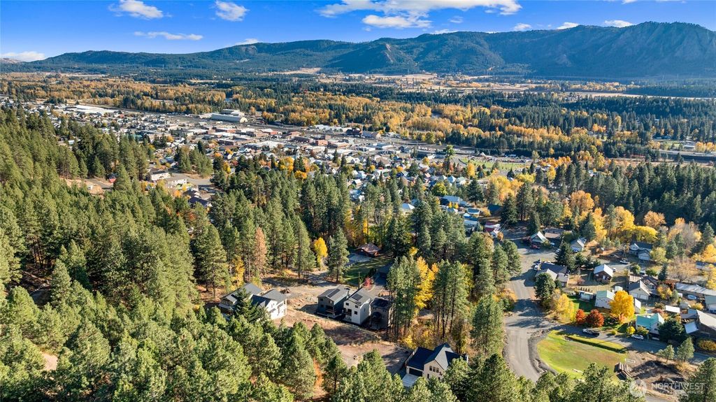 Photo of 602 Compass (Lot 22) Place, Cle Elum, WA 98922 (MLS # 2460881)