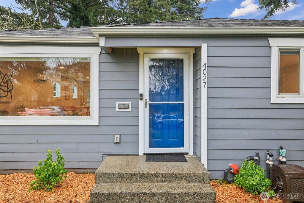 Photo of 4027 48th Avenue SW, Seattle, WA 98116 (MLS # 2498719)