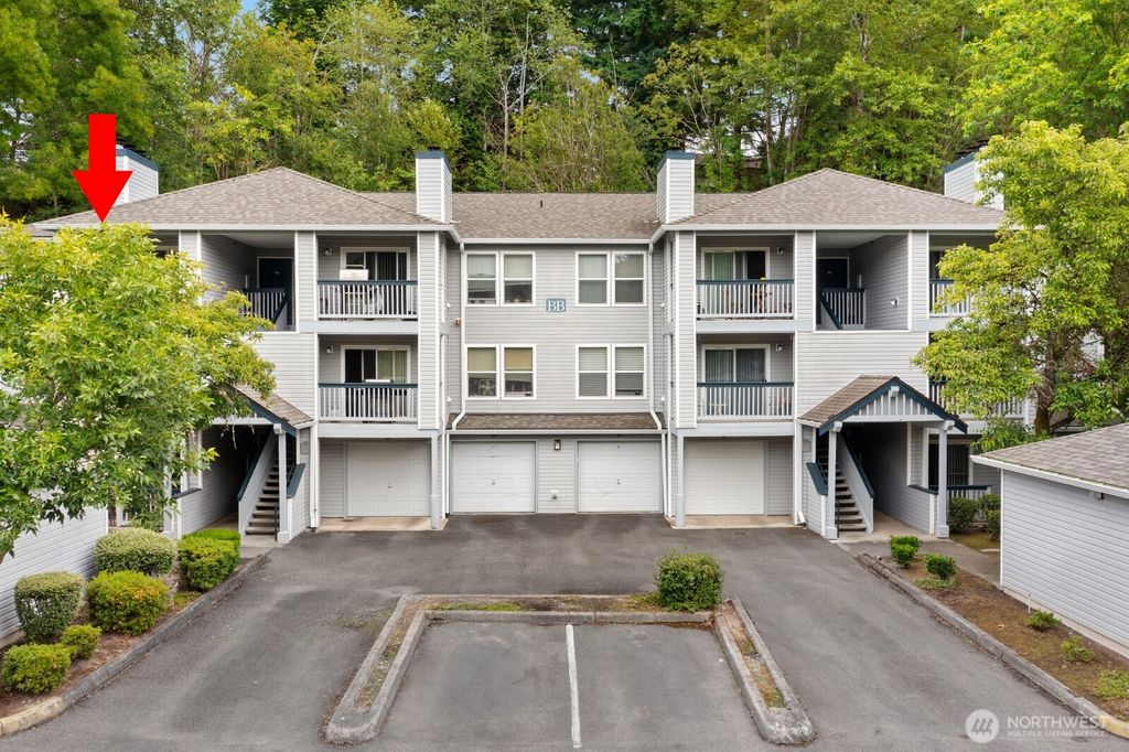 Photo of 33020 10th Avenue SW #BB-301, Federal Way, WA 98023 (MLS # 2401113)