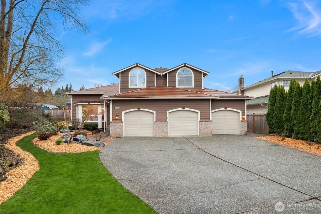 Photo of 1425 243rd Place SW, Bothell, WA 98021 (MLS # 2485383)