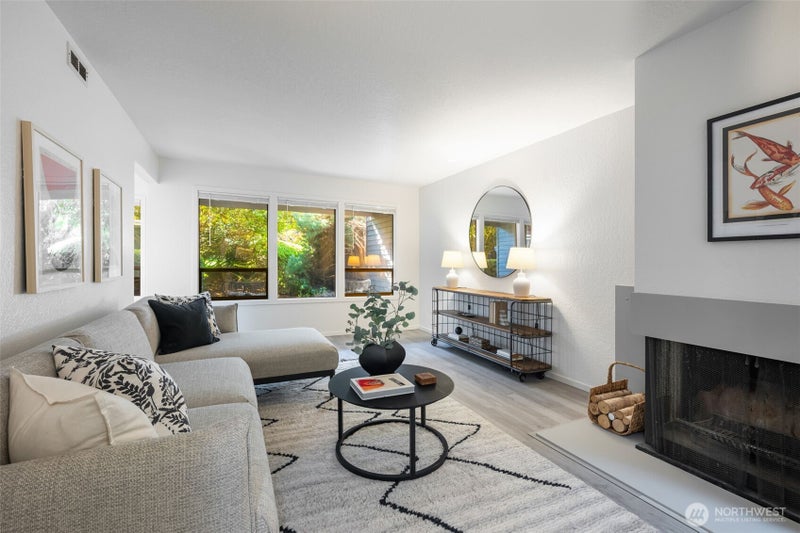 11618 100th Avenue NE 111