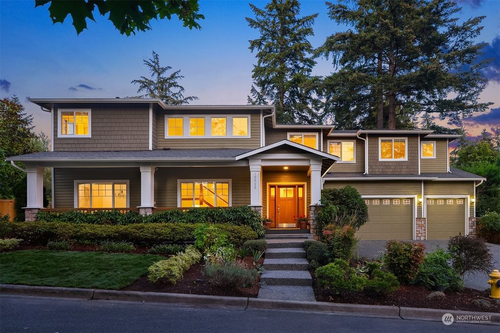 Photo of 10930 103rd Avenue NE, Kirkland, WA 98033 (MLS # 2281913)