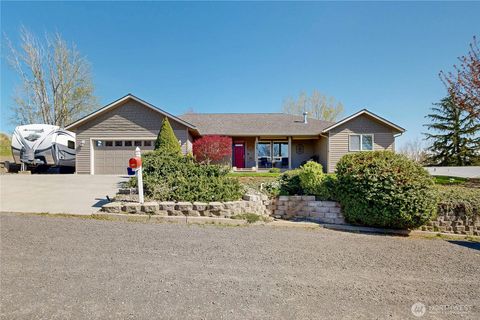 Photo of 808 E Tremont St, Dayton, WA 99328 (MLS # 2501046)