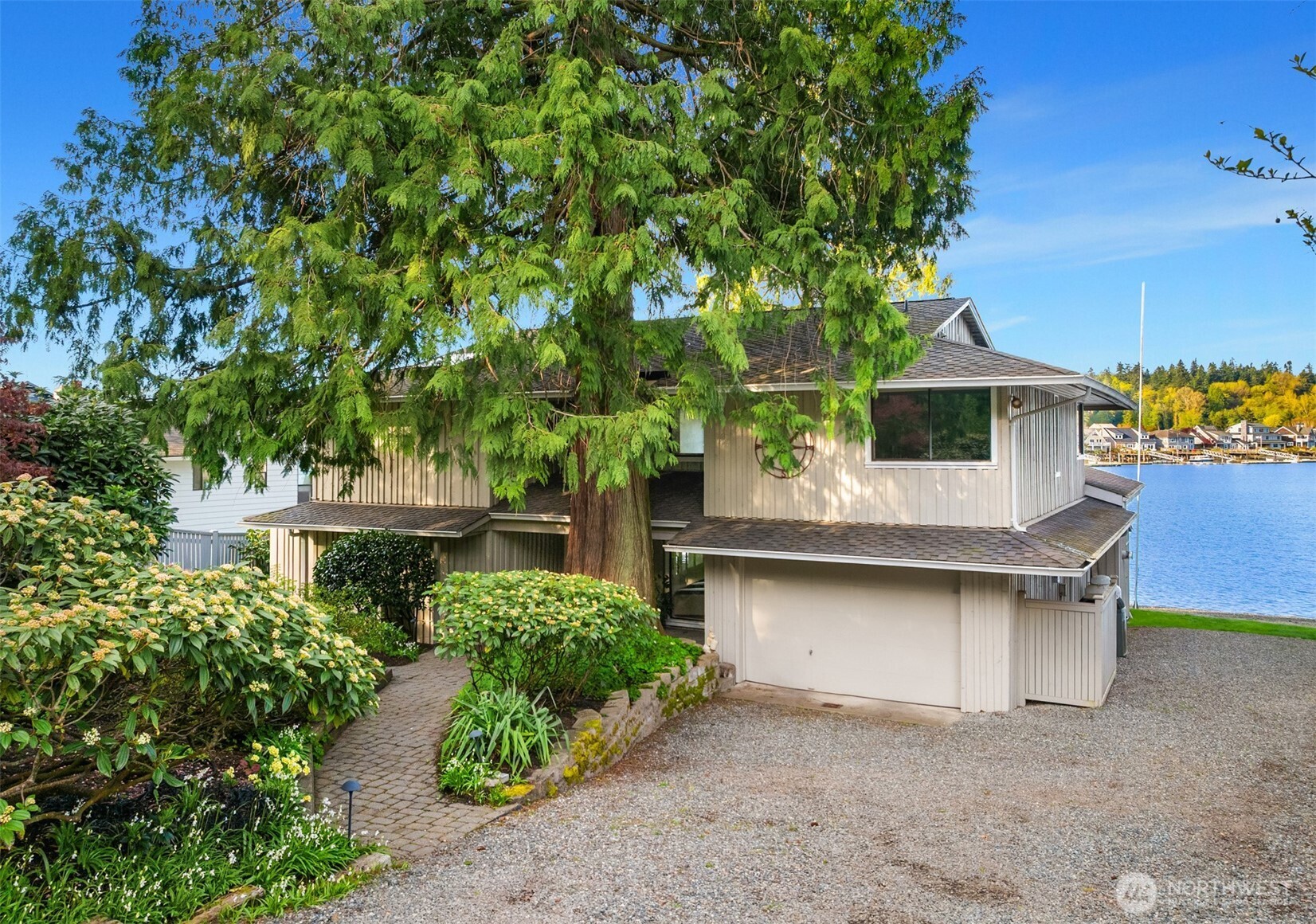 20593 Chief Sealth Drive NE