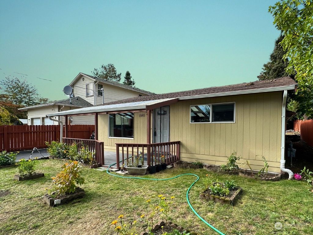 Photo of 12643 Occidental Avenue S, Burien, WA 98198 (MLS # 2265393)