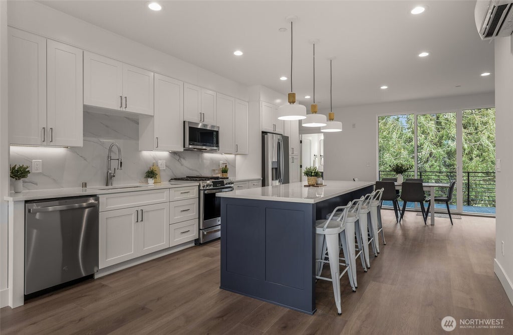 Photo of 8923 166th Avenue NE #102, Redmond, WA 98052 (MLS # 2534784)
