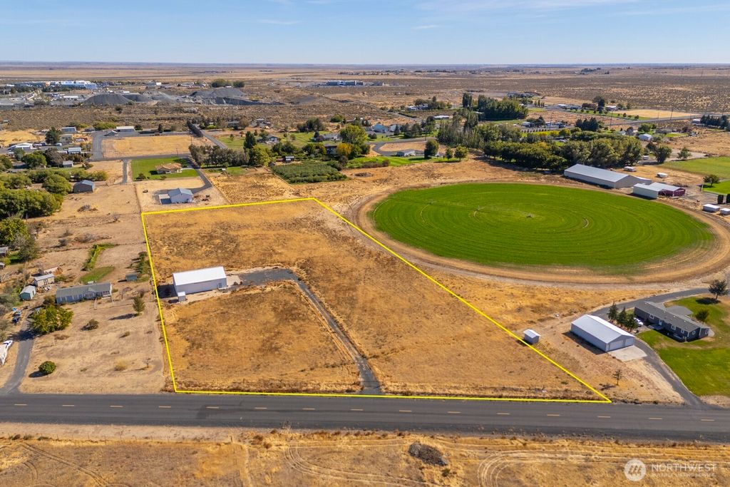 Photo of 14445 Empire Road, Ephrata, WA 98823 (MLS # 2441879)