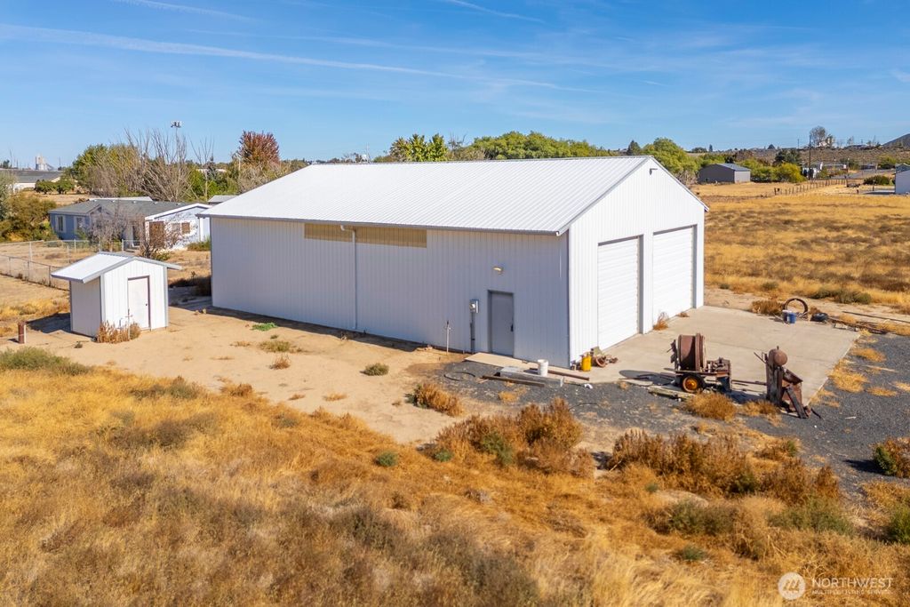 Photo of 14445 Empire Road, Ephrata, WA 98823 (MLS # 2441879)