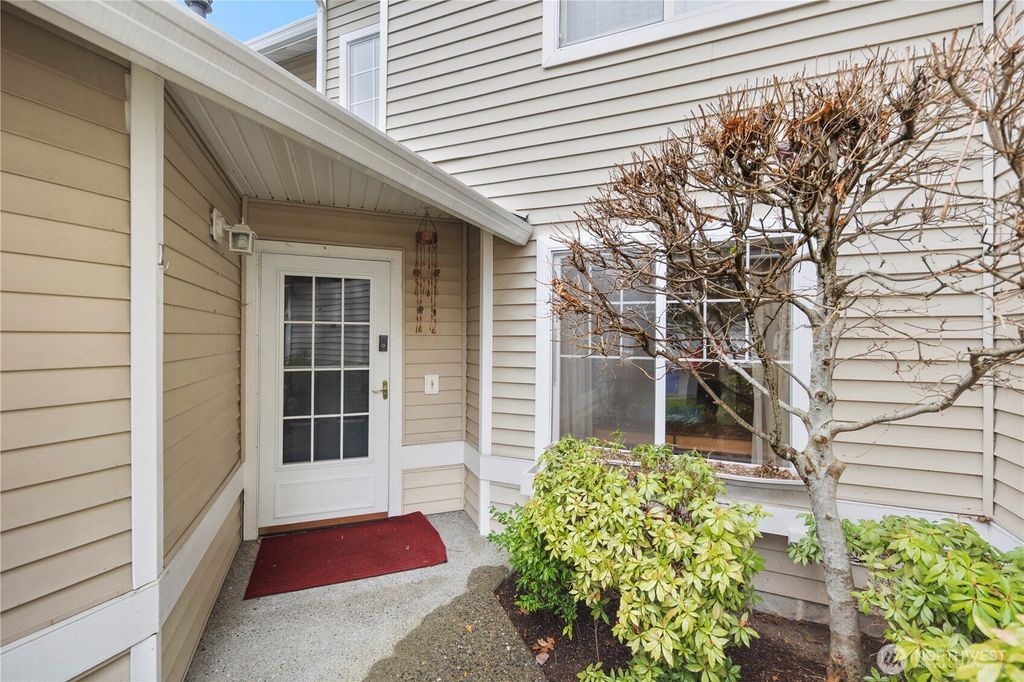 Photo of 22614 43rd Avenue S, Kent, WA 98032 (MLS # 2489256)