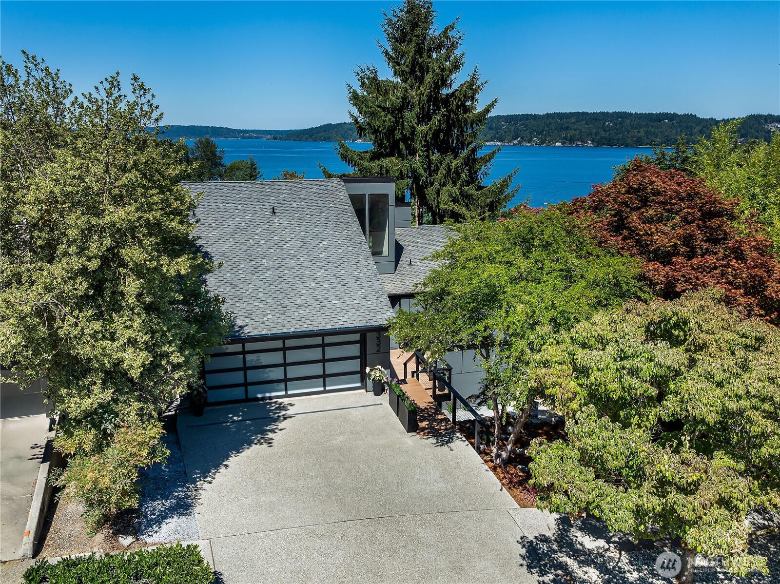 5332 NE 86th Street