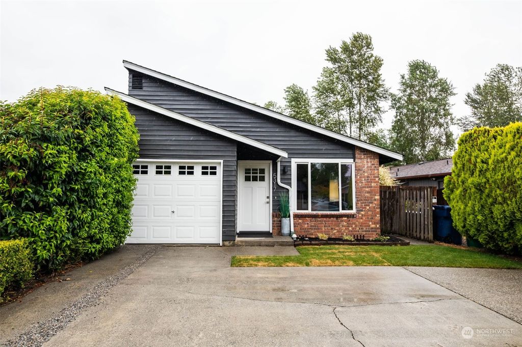 Photo of 5317 101st Place NE, Marysville, WA 98270 (MLS # 2269500)