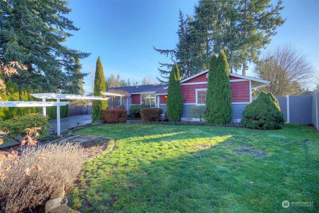 Photo of 5426 142nd Place NE, Marysville, WA 98271 (MLS # 2182660)
