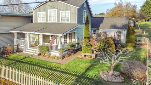 475 Columbia Street Cathlamet WA 98612