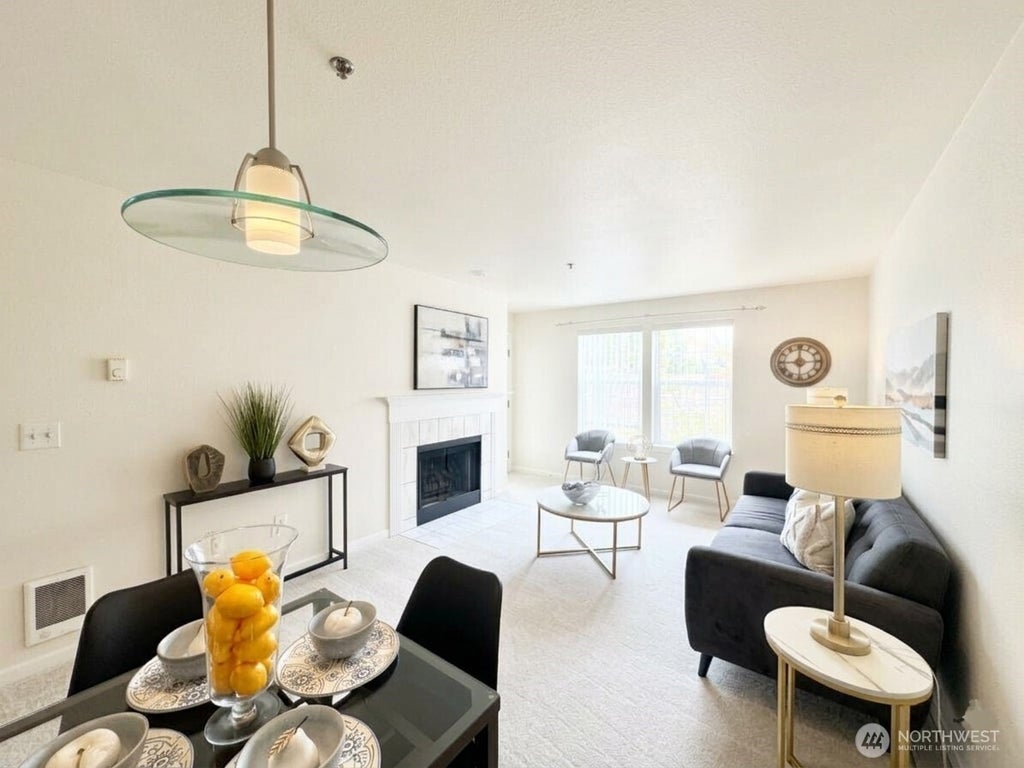 Photo of 2610 118th Avenue SE #5-202, Bellevue, WA 98005 (MLS # 2583330)