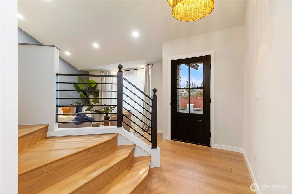 Photo of 4709 NE 18th Street, Renton, WA 98059 (MLS # 2466421)