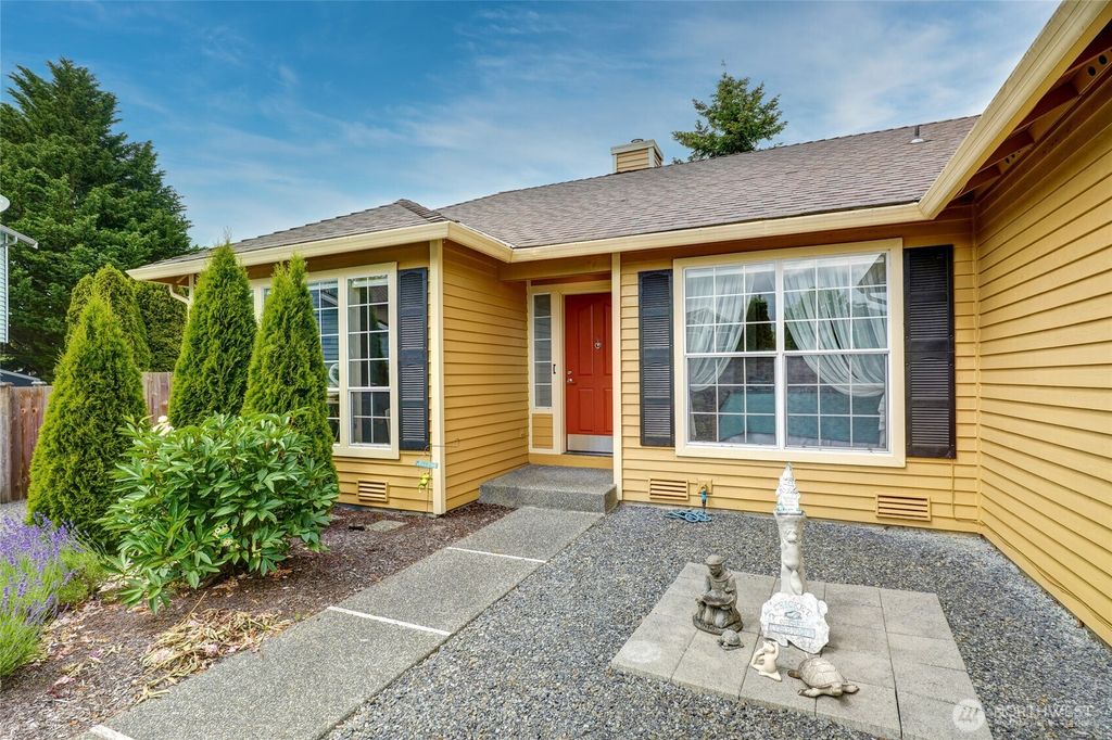 Photo of 6618 NE 56th DR Dr, Marysville, WA 98270 (MLS # 2393532)