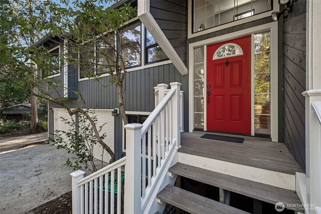 Photo of 26225 SE 158 Street, Issaquah, WA 98027 (MLS # 2488199)