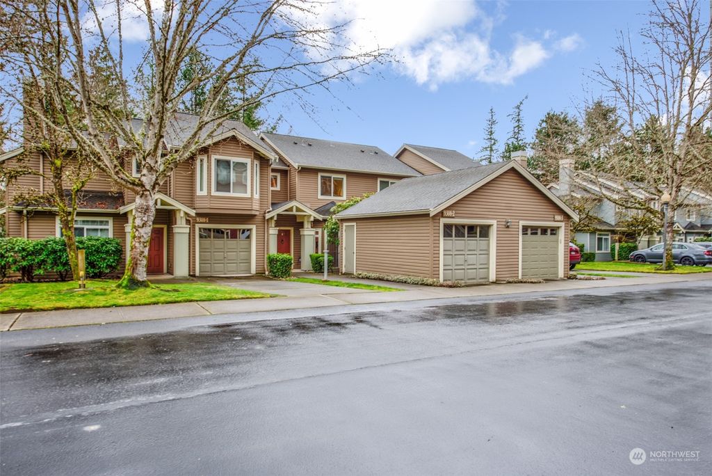 Photo of 9308 177th Place NE #2, Redmond, WA 98052 (MLS # 2038897)