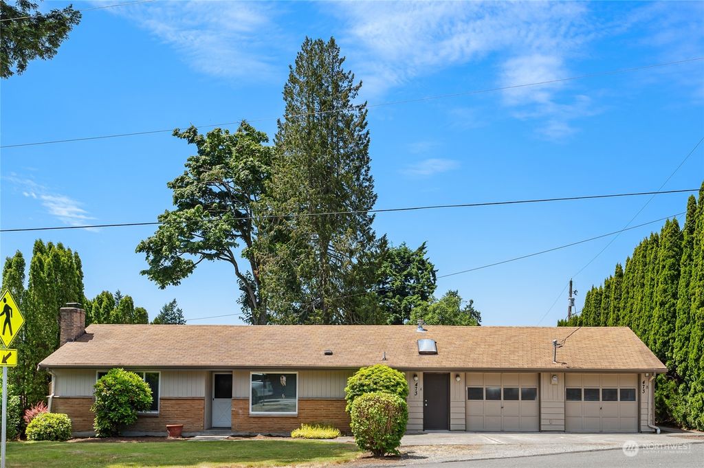 Photo of 473 Hoquiam Avenue NE, Renton, WA 98059 (MLS # 2193556)