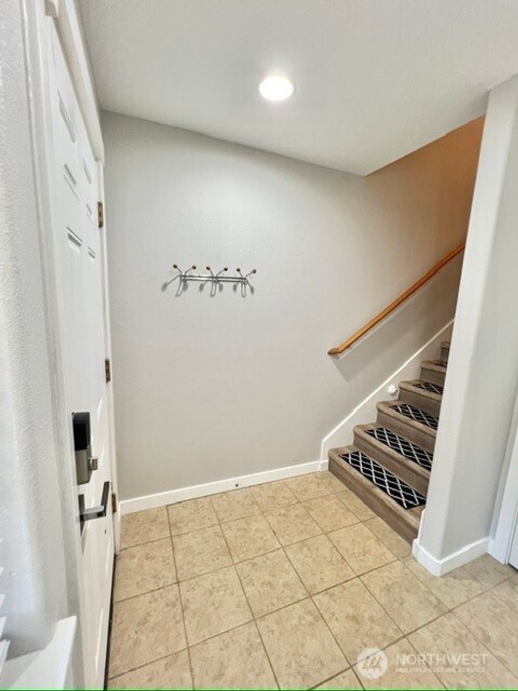 Photo of 2006 112th Street SW, Everett, WA 98204 (MLS # 2441539)