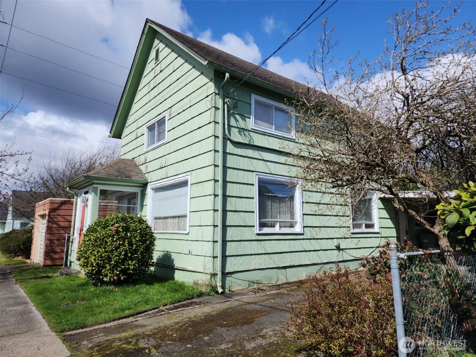 214 N Washington Street