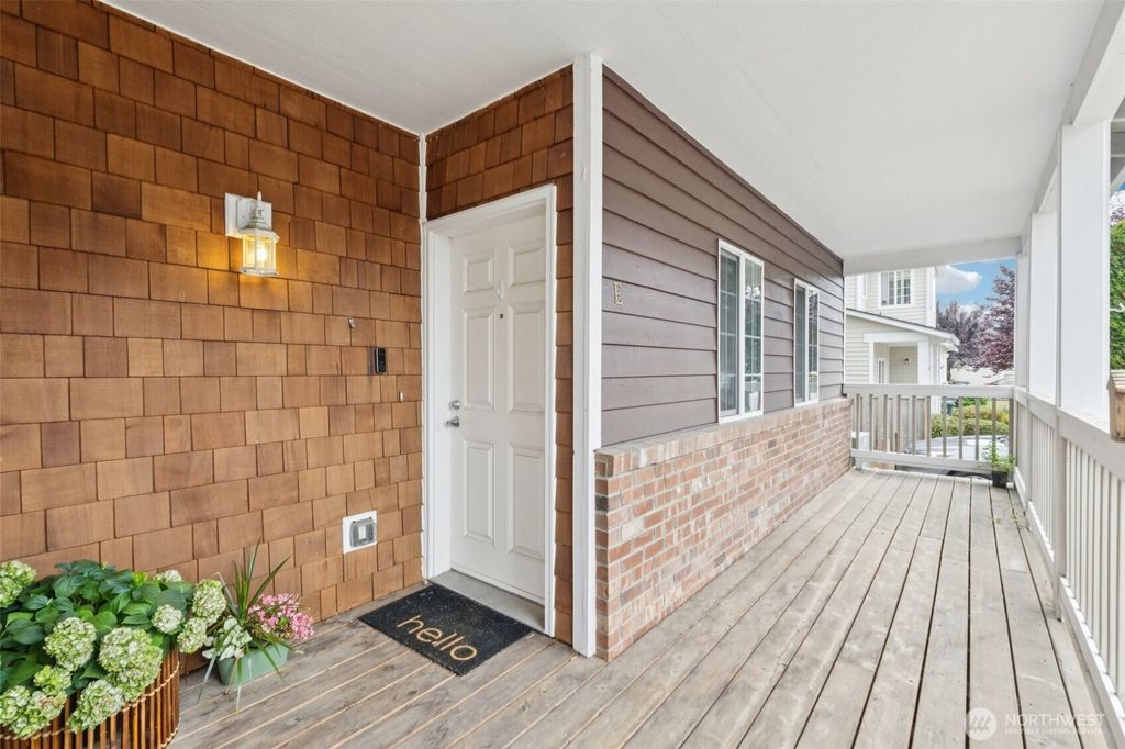 Photo of 2750 Diamond Loop #E, Milton, WA 98354 (MLS # 2416783)