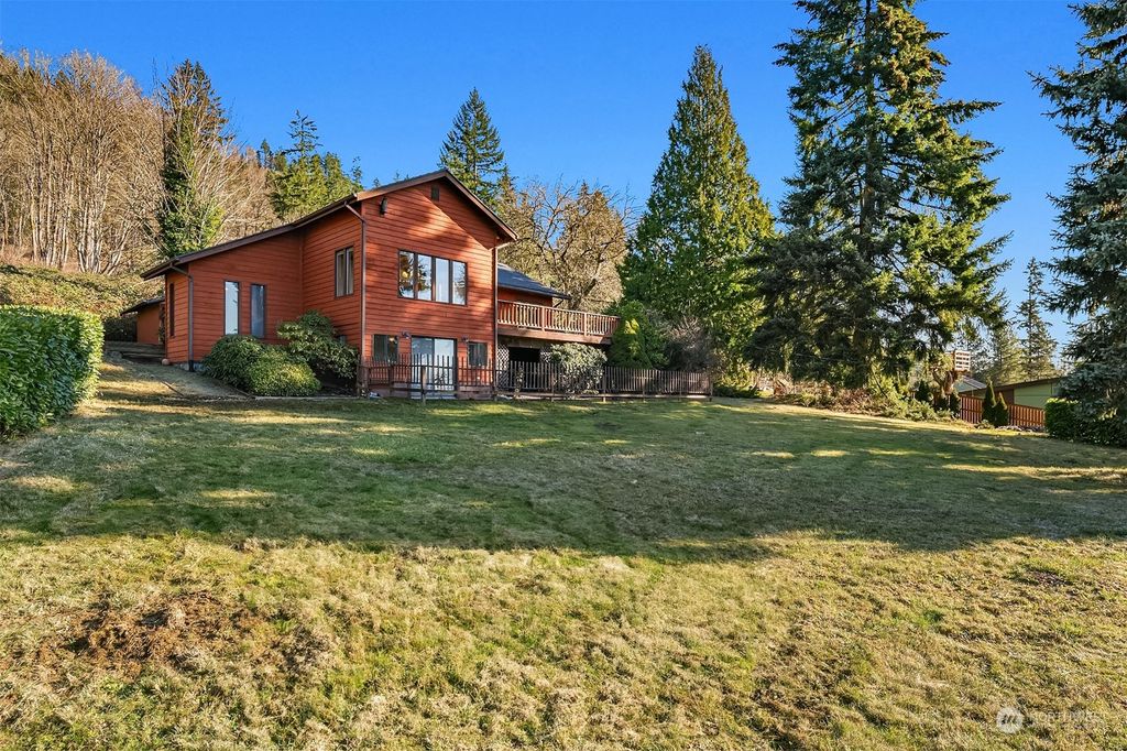 Photo of 16126 Tiger Mountain Road SE, Issaquah, WA 98027 (MLS # 2327110)