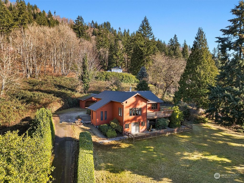 Photo of 16126 Tiger Mountain Road SE, Issaquah, WA 98027 (MLS # 2327110)
