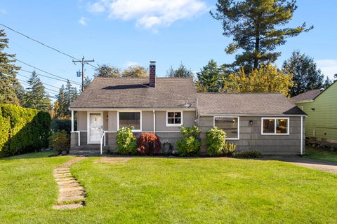 Photo of 15910 1st Ave NW AVE, Shoreline, WA 98177 (MLS # 2594588)