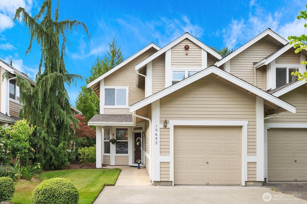Photo of 15652 NE 93rd Way #B-1601, Redmond, WA 98052 (MLS # 2393546)