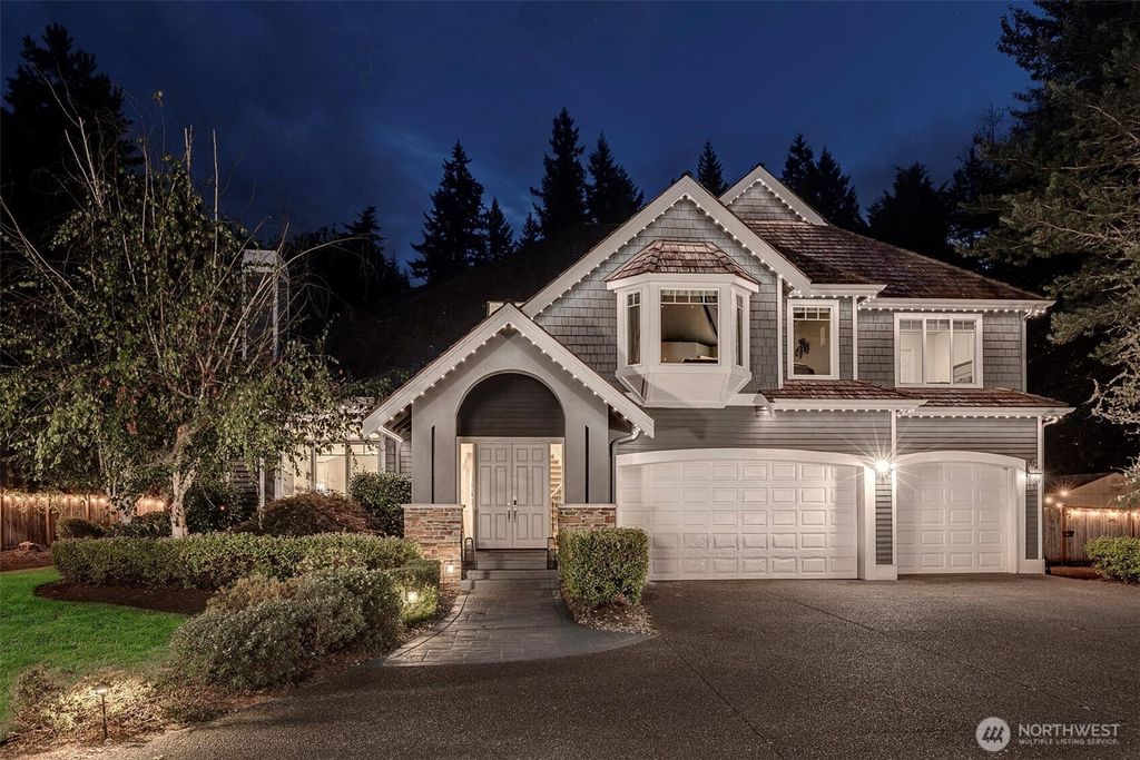 Photo of 23815 NE 61st Street, Redmond, WA 98053 (MLS # 2437389)