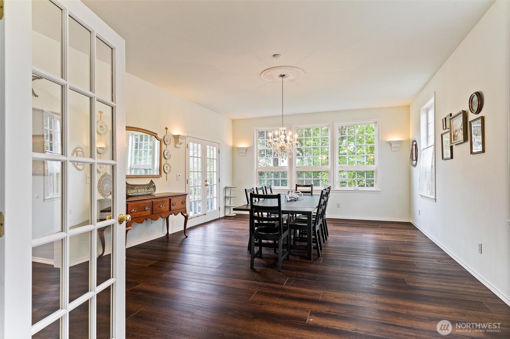 Leavenworth, Washington 98826, United States, 4 Bedrooms Bedrooms, ,4 BathroomsBathrooms,Residential,Active,101442