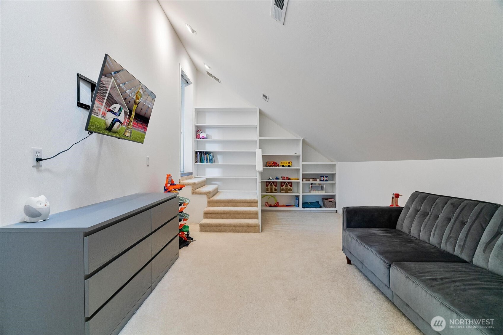 Leavenworth, Washington 98826, United States, 4 Bedrooms Bedrooms, ,4 BathroomsBathrooms,Residential,Active,101442