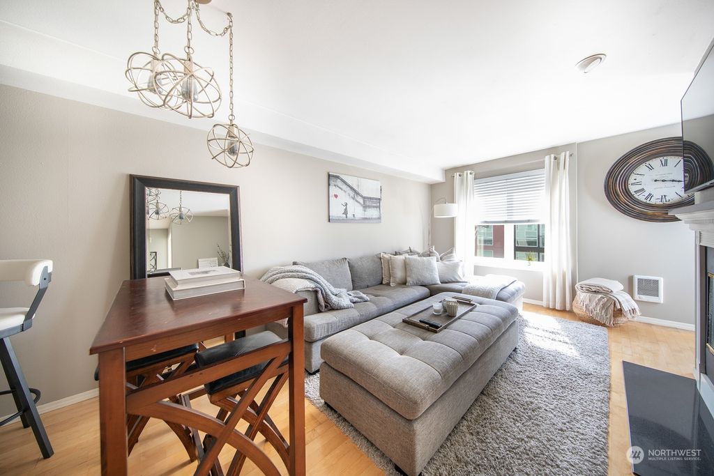 Photo of 520 2nd Avenue W #401, Seattle, WA 98119 (MLS # 2137896)