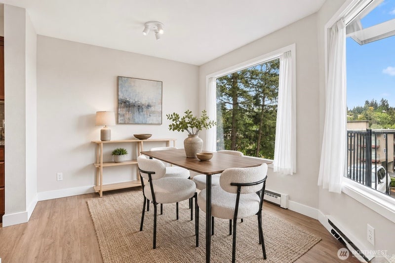 430 Bellevue Way SE 105
