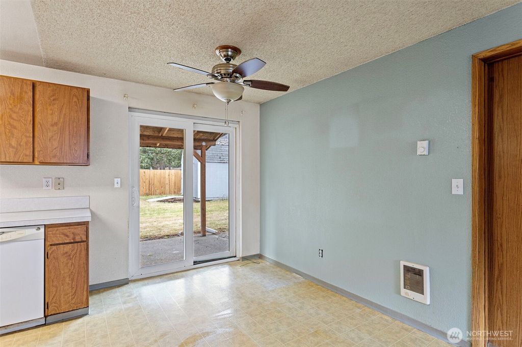 Photo of 17212 13th Avenue E, Spanaway, WA 98387 (MLS # 2448561)