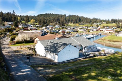 A home in Oak Harbor