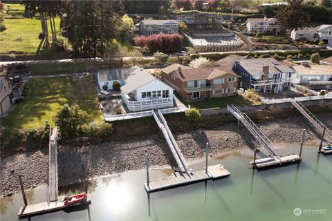 A home in Oak Harbor